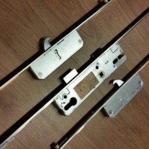 KFV Latch&deadbolt 2hook 2roller T570 B570 (KFV4)