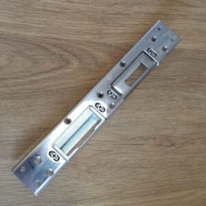 LDBK05 Latch & Hook Keep Left Hand (Z90)