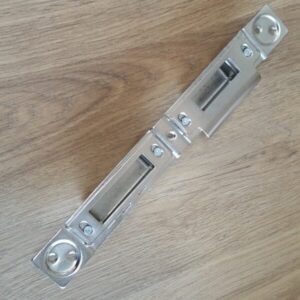 LDBK11 Latch & Deadbolt Keep (Z93a)