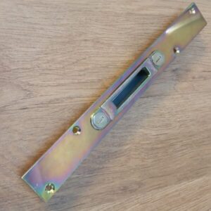 HK13 Hook/Deadbolt Keep (Z83)