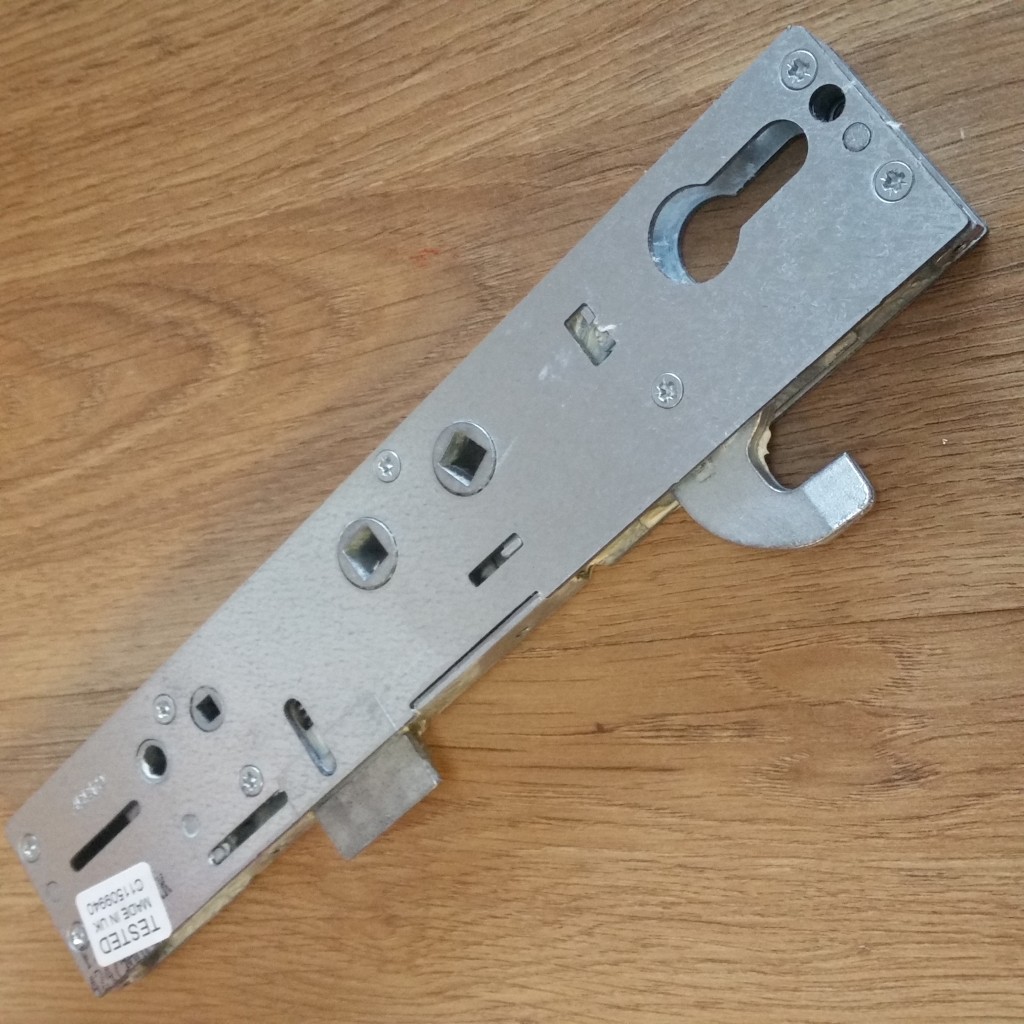 Safeware 35mm 2 Spindle (MLC69) King Solutions UK Door Locks