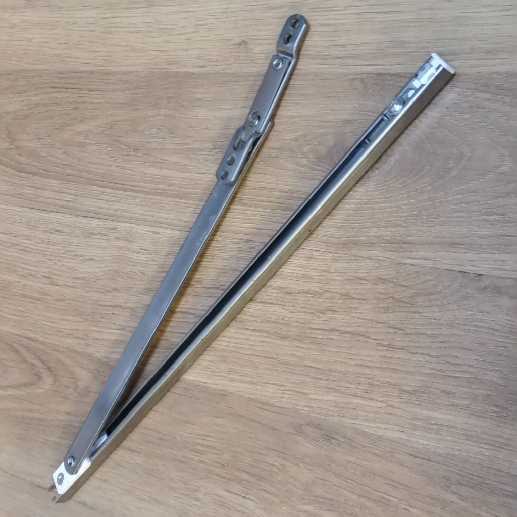 90 Degree Door Restrictor (ADS01) King Solutions UK Door Locks