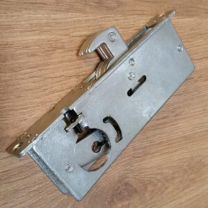 Hooklock Round 1 1/2" (Z181)