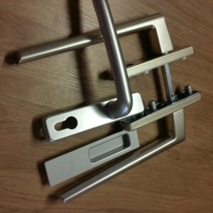 --Lift & Slide Hardware