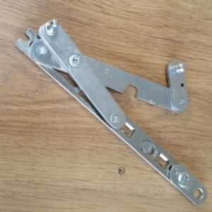 Bottom Hinge Frame Part Right Hand (vvbhfr)