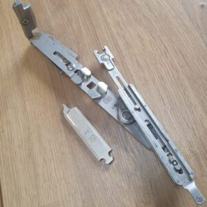 Axxent Plus Mk2 -Size 1  Top hinge - Right Hand (axpthr)