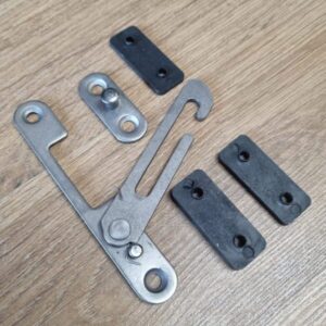 St/Steel Restrictor Right Hand inc packers (WAS12P)